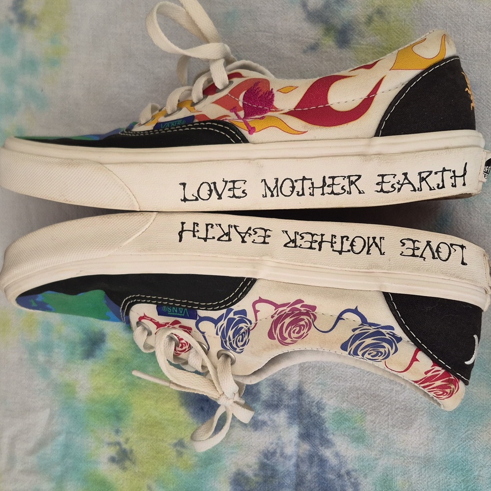 Vans - Picture 4 of 7